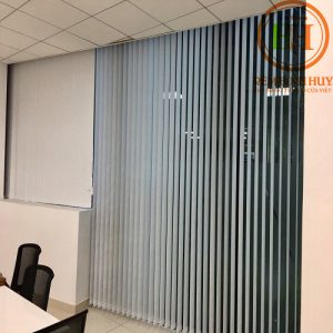 rèm lá dọc văn phòng bh05