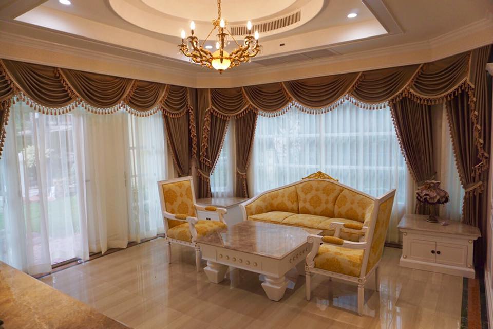rèm tân cổ điển cho phòng khách
