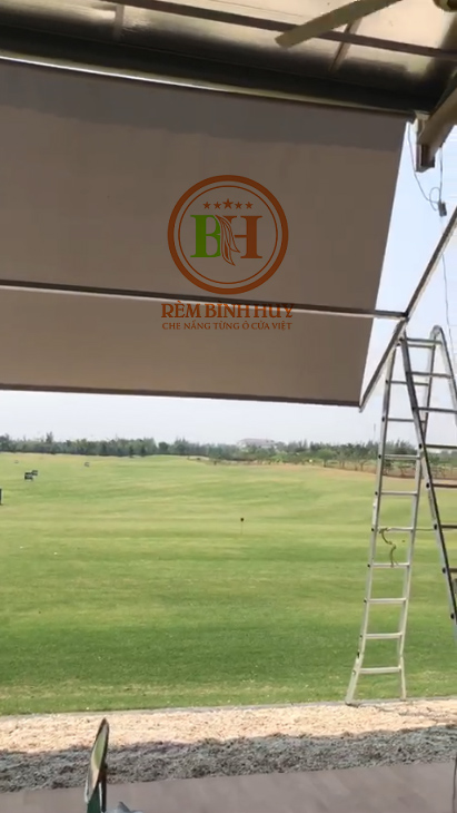 Rèm Cuốn Lưới Tự Động Sân Golf BH009TĐ